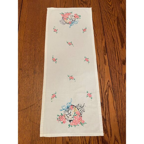 Vintage Embroidered Table Runner With Cat &Pink Floral Basket Design 13.5" x 35" - Picture 14 of 16